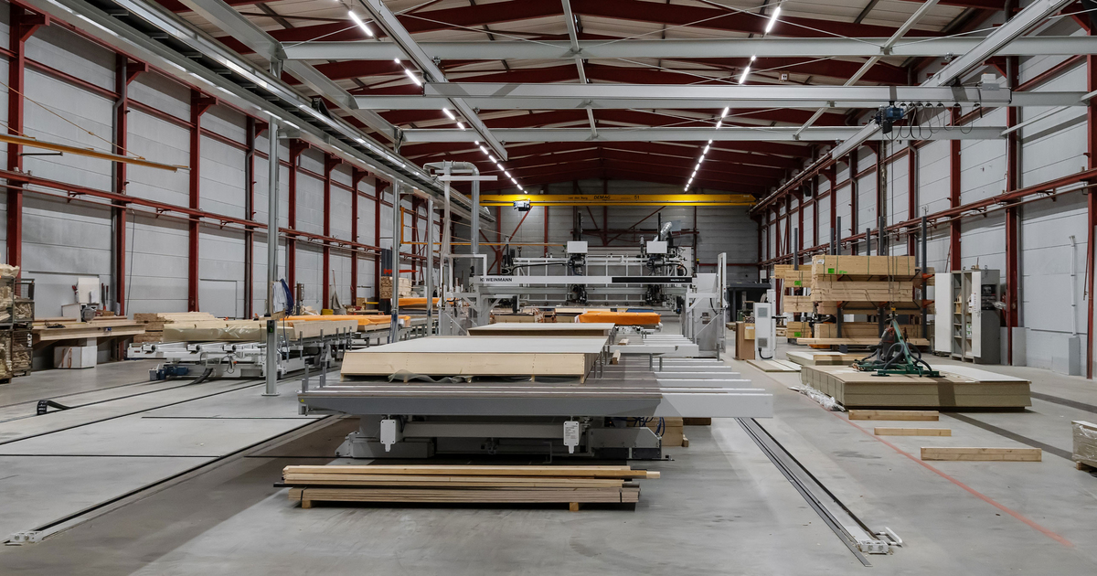 Roof and house from the same production line SCHULER