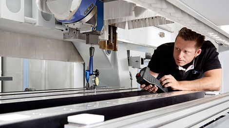 With its new iPackage, HOMAG is offering an attractive service bundle for trade