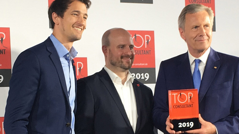 SCHULER Consulting receives Top Consultant Award SCHULER Consulting receives Top Consultant Award