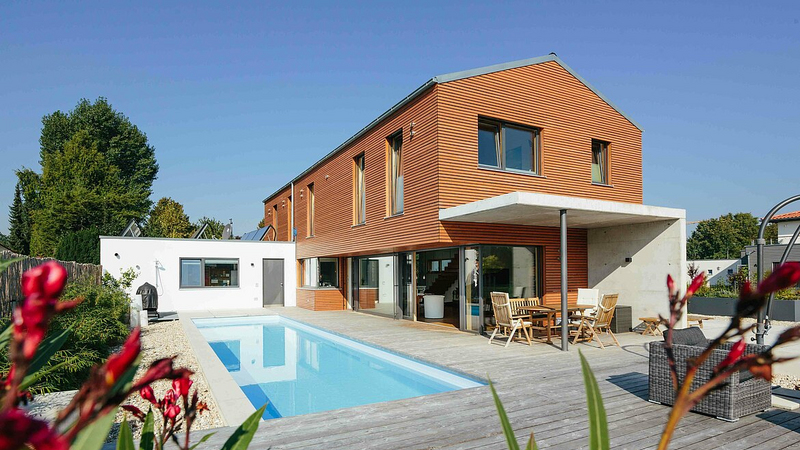 Wooden loam house by Kinskofer (exterior)