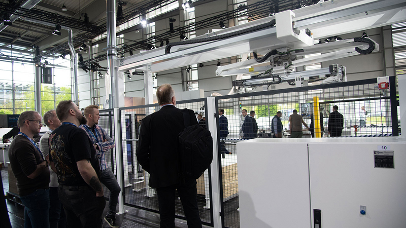 单轴上料机 STORTEQ F-100 